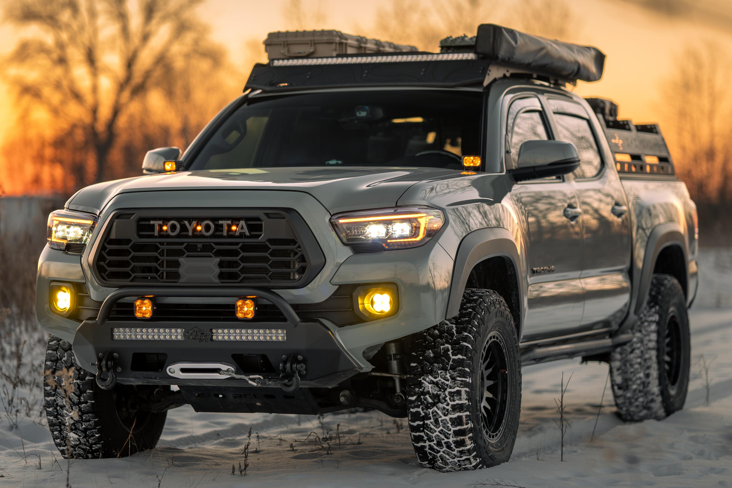 Toyota Tacoma (16-23) XB Evo LED Headlights Hover