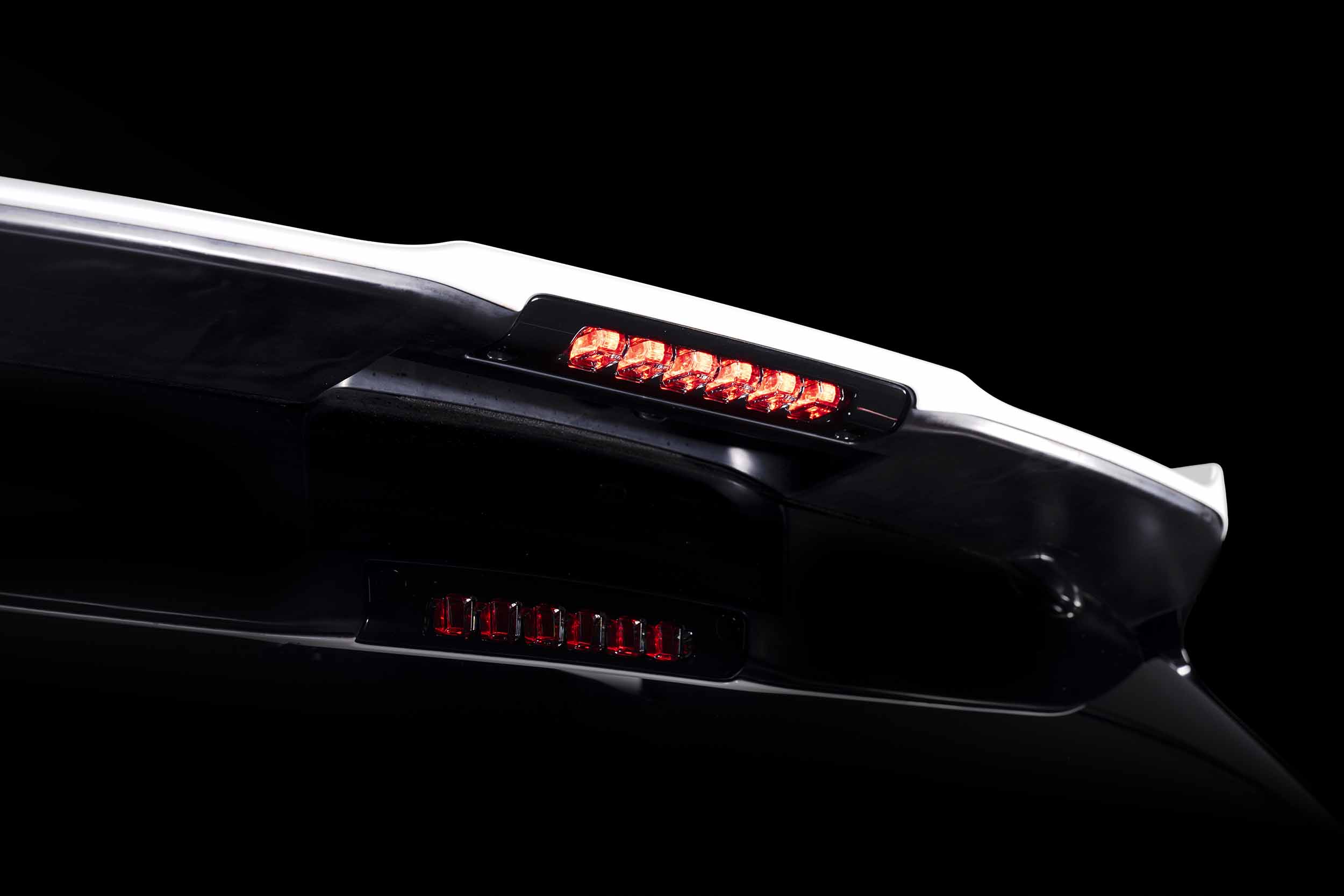 Toyota Highlander (14-19) X3B LED Brake Light Hover